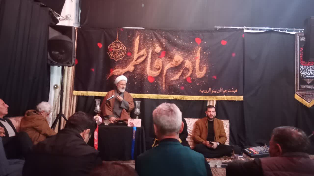 فقدان معنویت ریشه آسیب‌های فردی و اجتماعی است/حضرت زهرا (س) محور خلقت