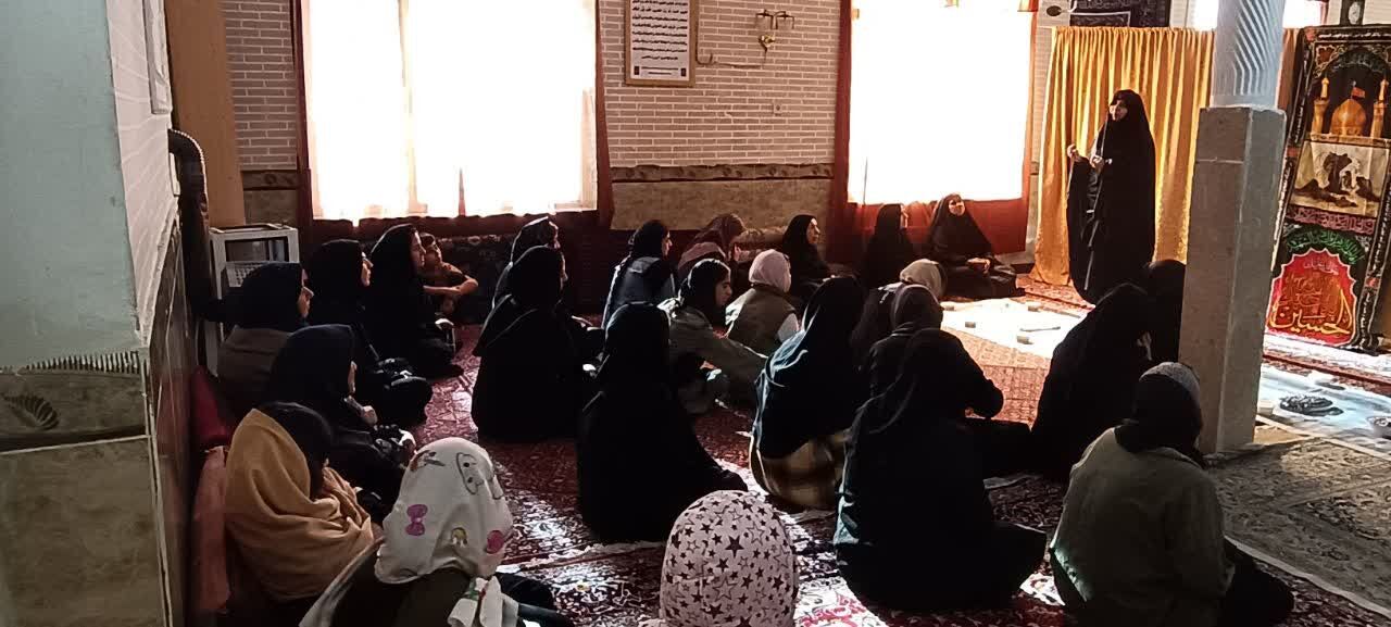 عطر سوگ فاطمی در قلعهکهنه پیچید؛ برگزاری مراسم شهادت حضرت زهرا(س) در کانون خواهران گل نرگس