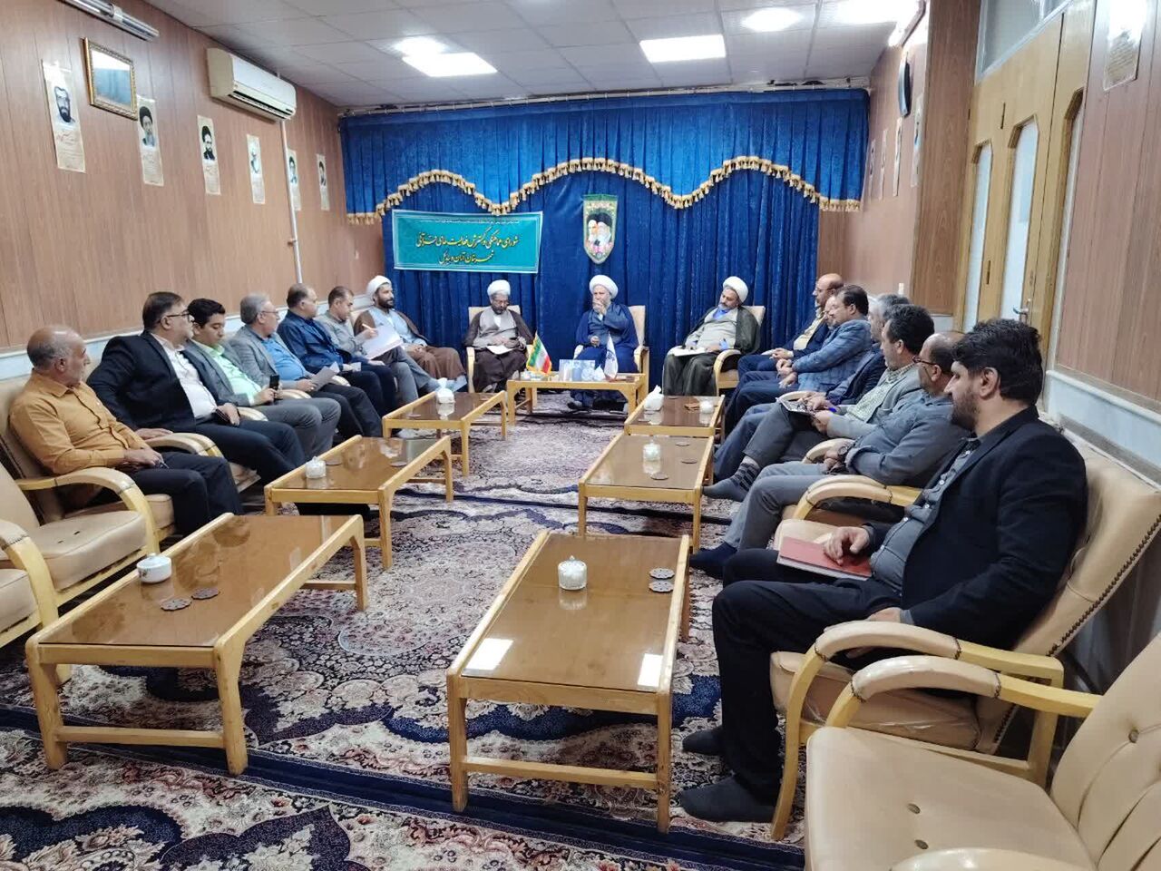 دومین نشست شورای هماهنگی فعالیت‌های قرآنی آران و بیدگل برگزار شد