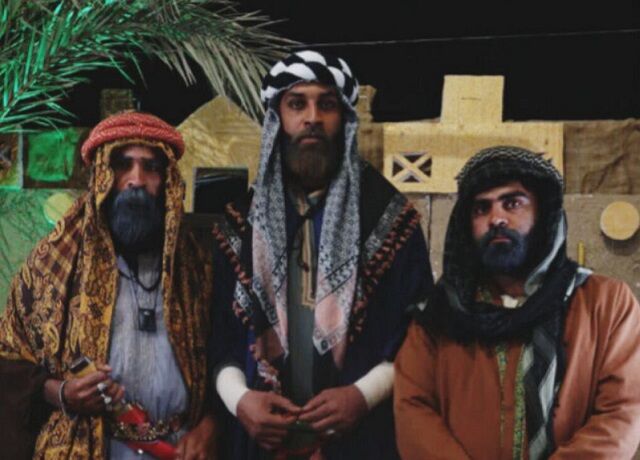 وقتی بچههای مسجد هرمزگان تابوت حضرت زهرا(س) را بر دوش گرفتند و شهید گمنام را بدرقه کردند