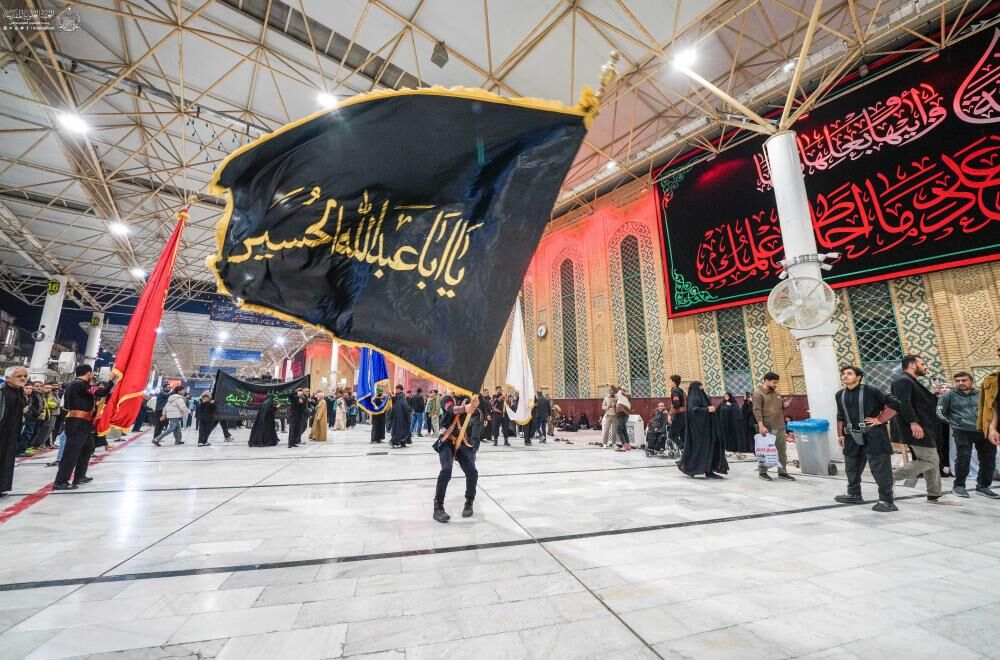 میزبانی حرم مطهر علوی از هیئتهای عزاداری در ایام شهادت حضرت زهرا (س)