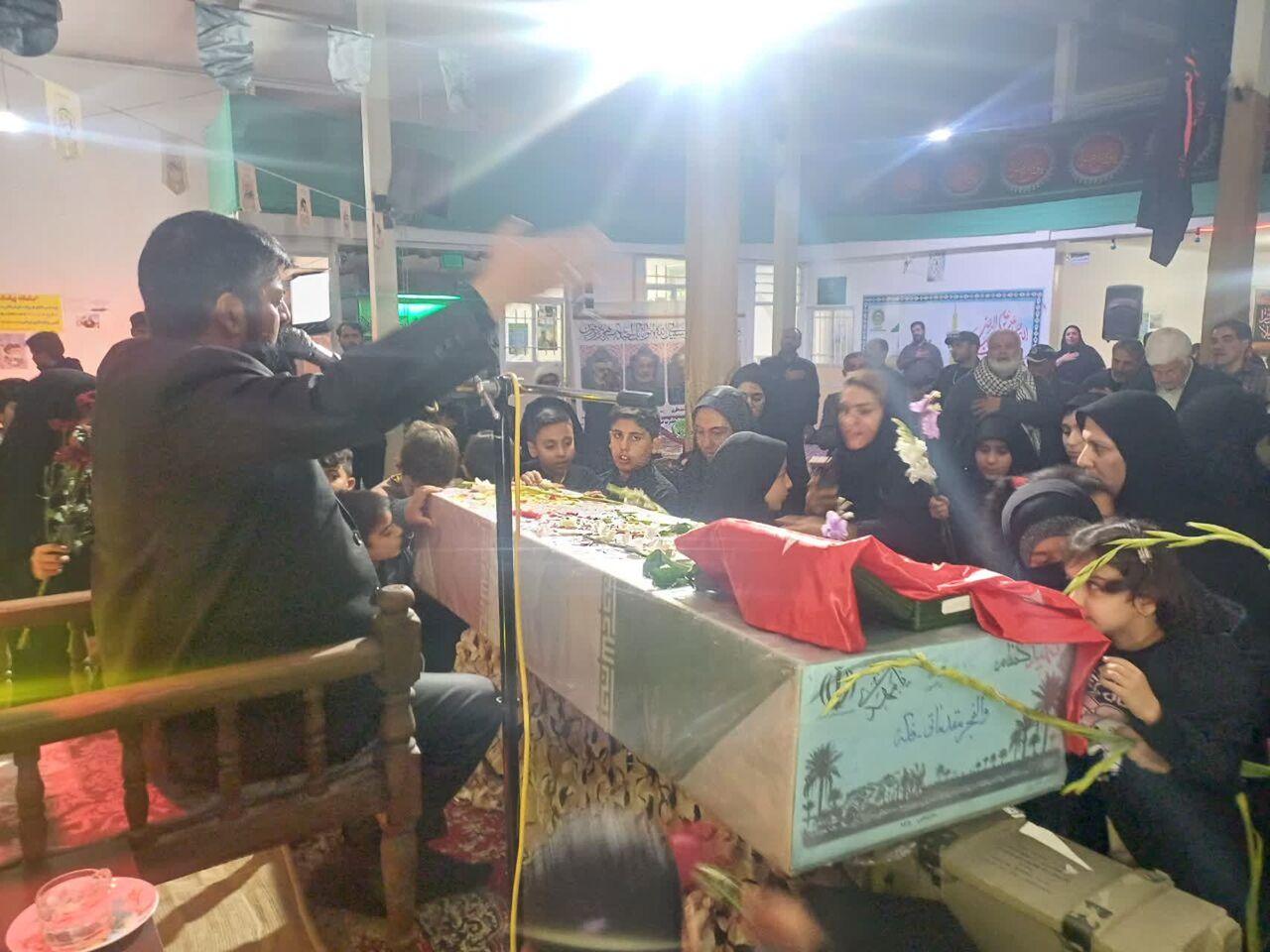 برگزاری دهمین یادواره شهدای مسجد صاحب‌الامر(عج) با حضور پیکر پاک شهید خوشنام 