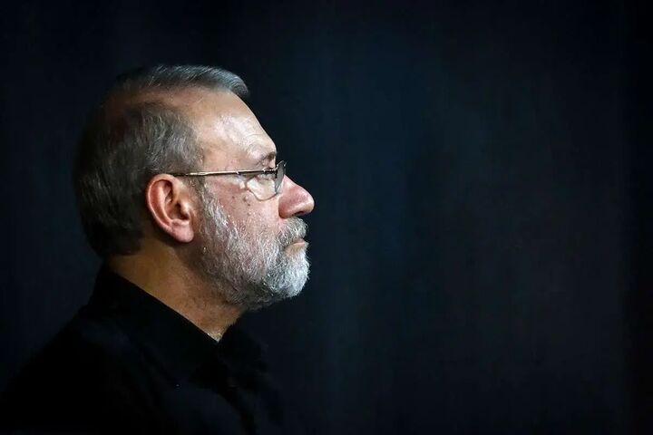 لاریجانی: مذاکرات واقعی را می‌پذیریم