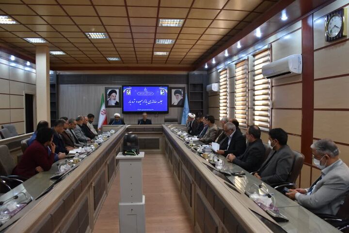 صادرات بی‌ضابطه و کمبود بارندگی عامل اصلی گرانی میوه