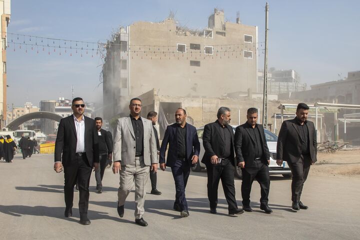 تخریب ساختمان‌های مجاور آستان مقدس عباسی به منظور توسعه صحن حضرت ام البنین