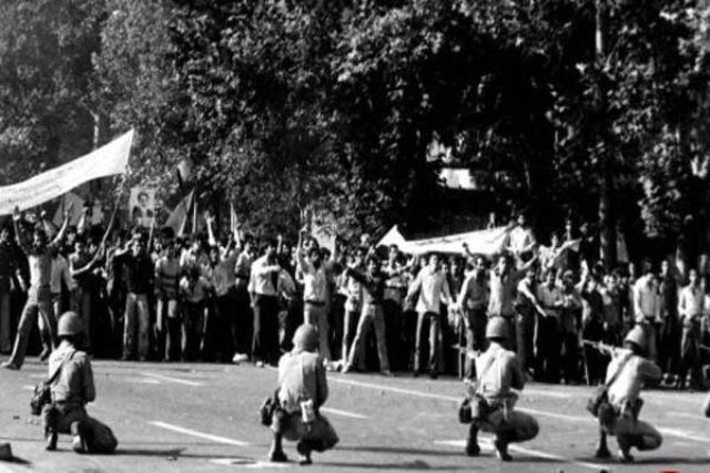 ۵ آذر؛ سند افتخار گلستان در صحیفه انقلاب/ قیام گرگان، شتاب‌دهنده سقوط استبداد بود
