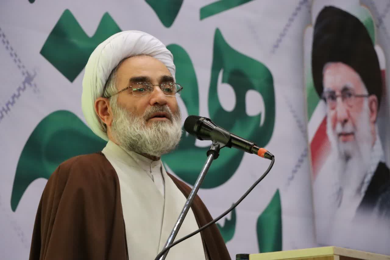 علم و بصیرت رمز ماندگاری بسیج