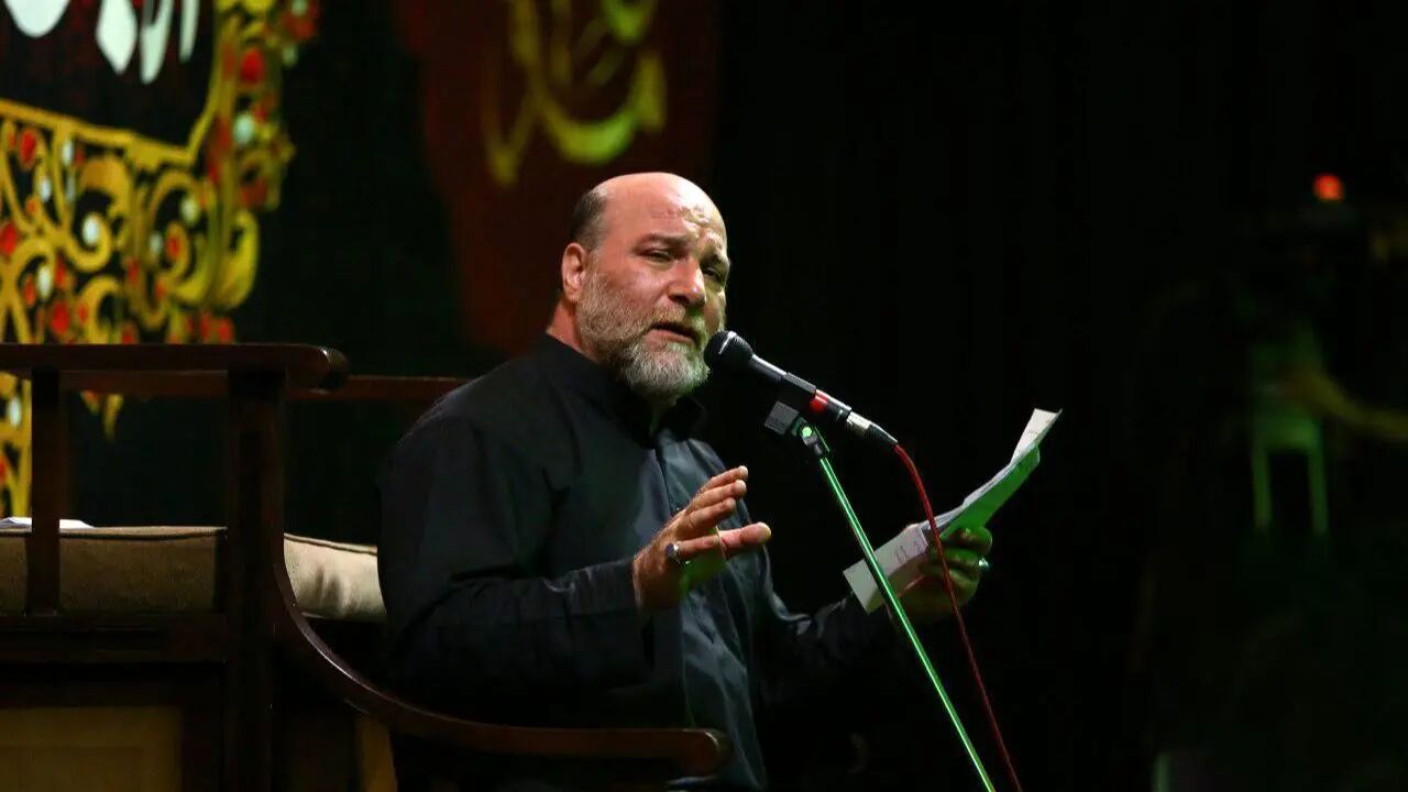 قرائت دعای کمیل در بیت الرضوان با نوای حسین سازور