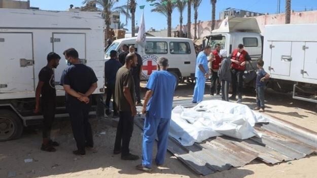 وزارت بهداشت در غزه: پیکر ۱۵ شهید فلسطینی تحویل گرفته شد