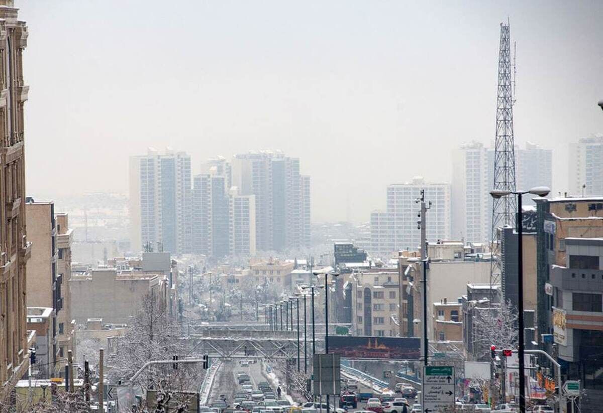 هوای تهران همچنان ناسالم و در وضعیت قرمز
