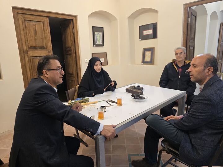 برگزاری نخستین آزمون فوق ممتاز خوشنویسی انجمن خوشنویسان ایران در آران و بیدگل