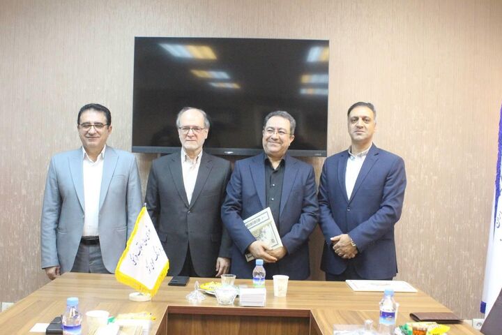 آیین تکریم و معارفه مدیرکل دبیرخانه شورای فرهنگ عمومی کشور