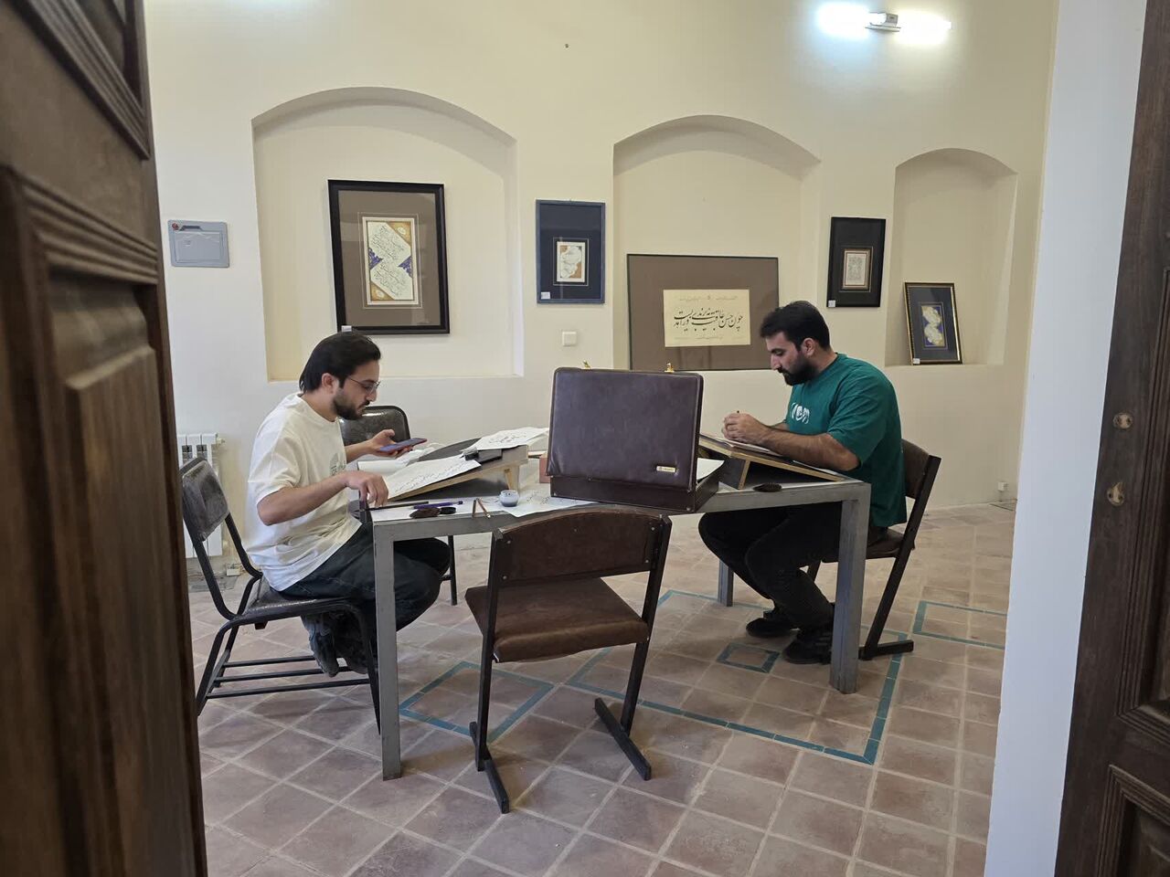 برگزاری نخستین آزمون فوق ممتاز خوشنویسی انجمن خوشنویسان ایران در آران و بیدگل