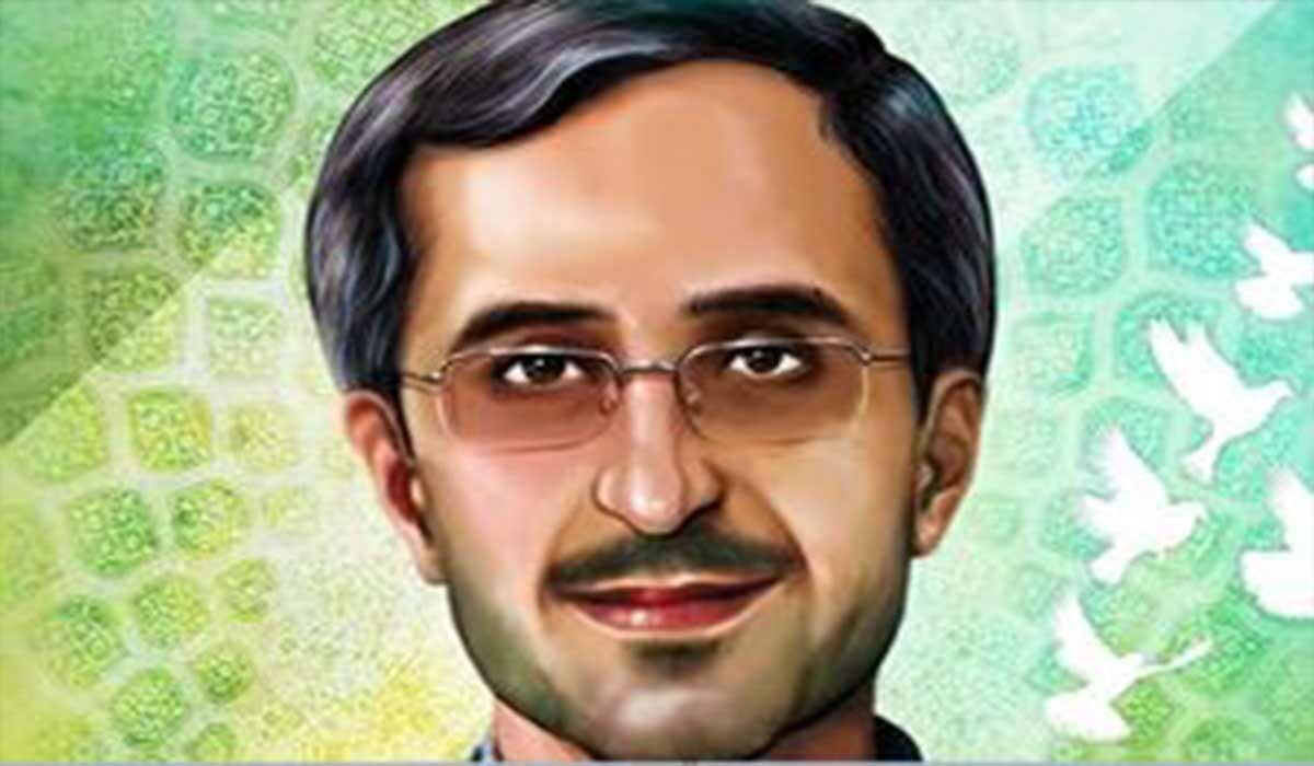 این دانشمند هسته‌ای در سلف دانشگاه ازدواج کرد