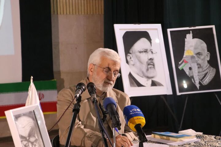 حرکت دانشجویی، کشور را به قله‌های ترقی می‌رساند/ دشمن جنگ تمدنی تمام‌عیاری را آغاز کرده است