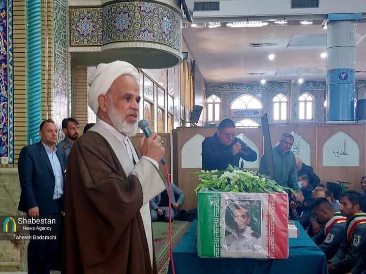 مرگ در راه انجام مسئولیت برای رضای خدا، شهادت است