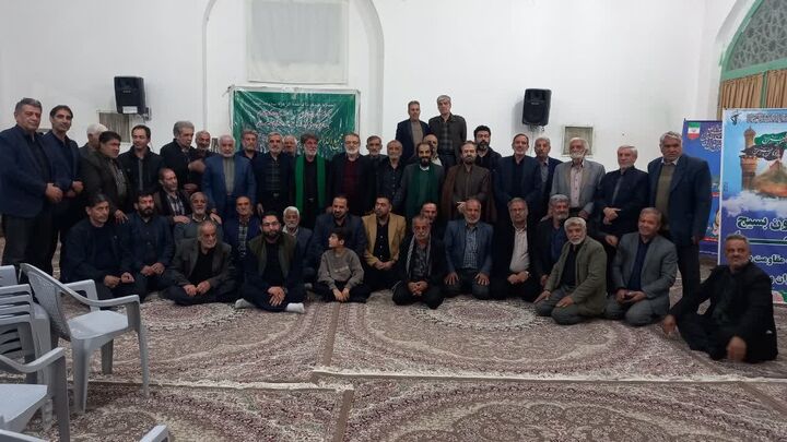 «شب‌شعر بسیج» در روستای یزدل آران و بیدگل برگزار شد