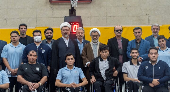 خسروپناه خواستار تدوین ماده‌واحده ملی برای حمایت از قهرمانان جانباز شد