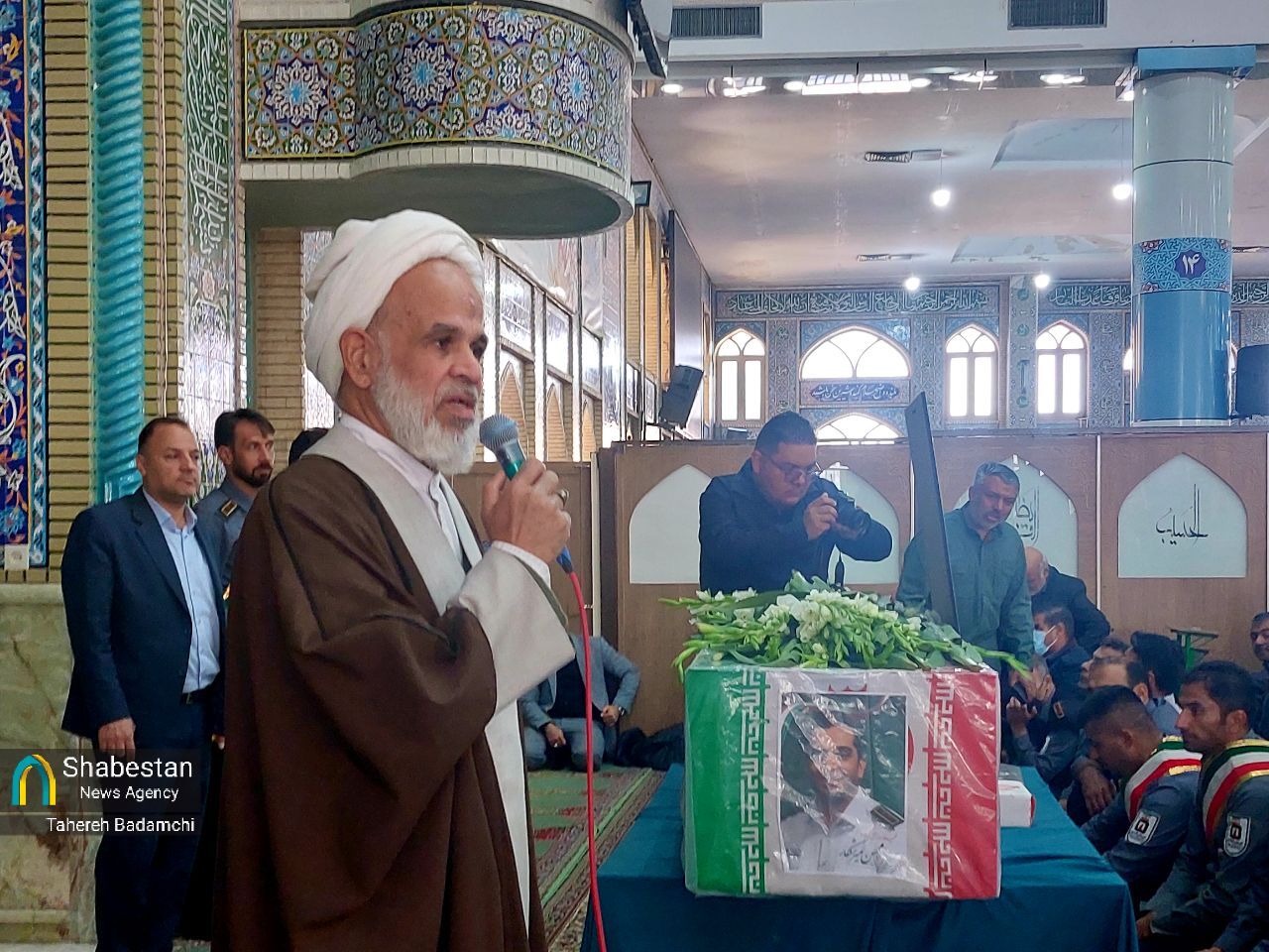 مرگ در راه انجام مسئولیت برای رضای خدا، شهادت است