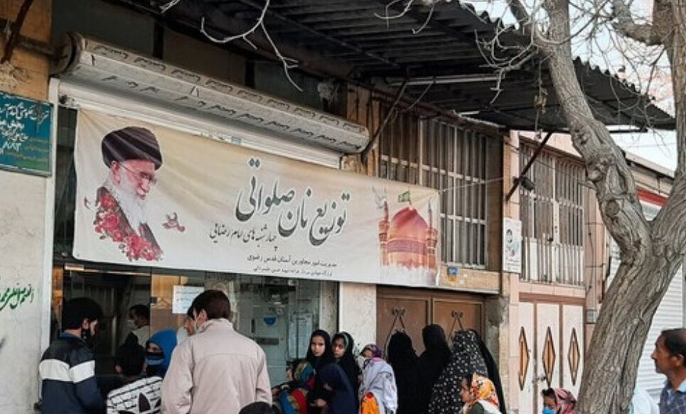 از نذر نان تا دوخت چادر رایگان در چهارشنبههای امامرضایی