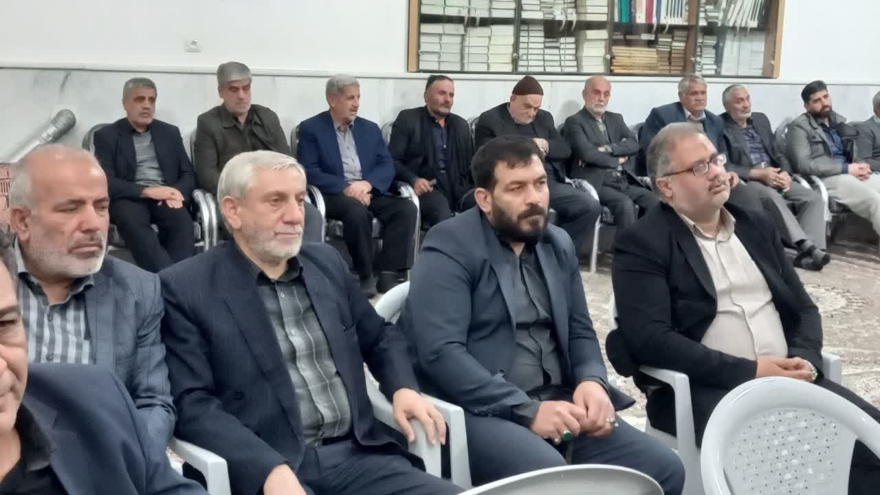 «شب‌شعر بسیج» در روستای یزدل آران و بیدگل برگزار شد