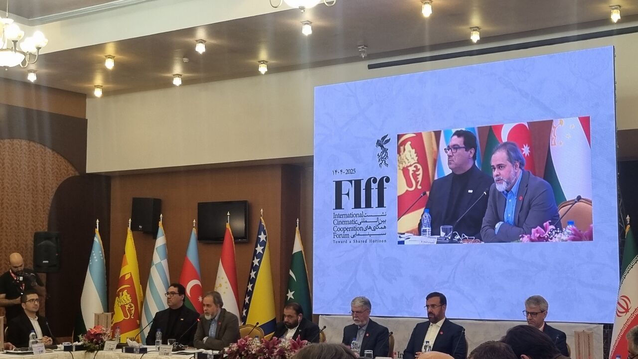 سینما بیش از هر هنری امکان گفت‌وگو را فراهم می کند