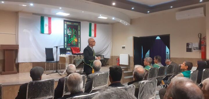 افتتاح محفل هفتگی قرائت و تفسیر قرآن کریم در خانه امید بازنشستگان آران و بیدگل