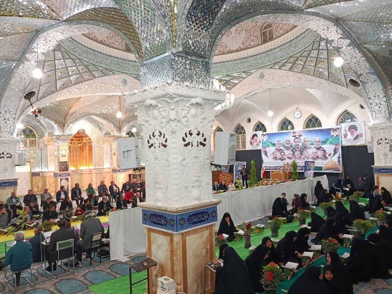 برگزاری کرسی تلاوت تدبری قرآن کریم در حرم حضرت علی بن باقر(ع) راوند کاشان