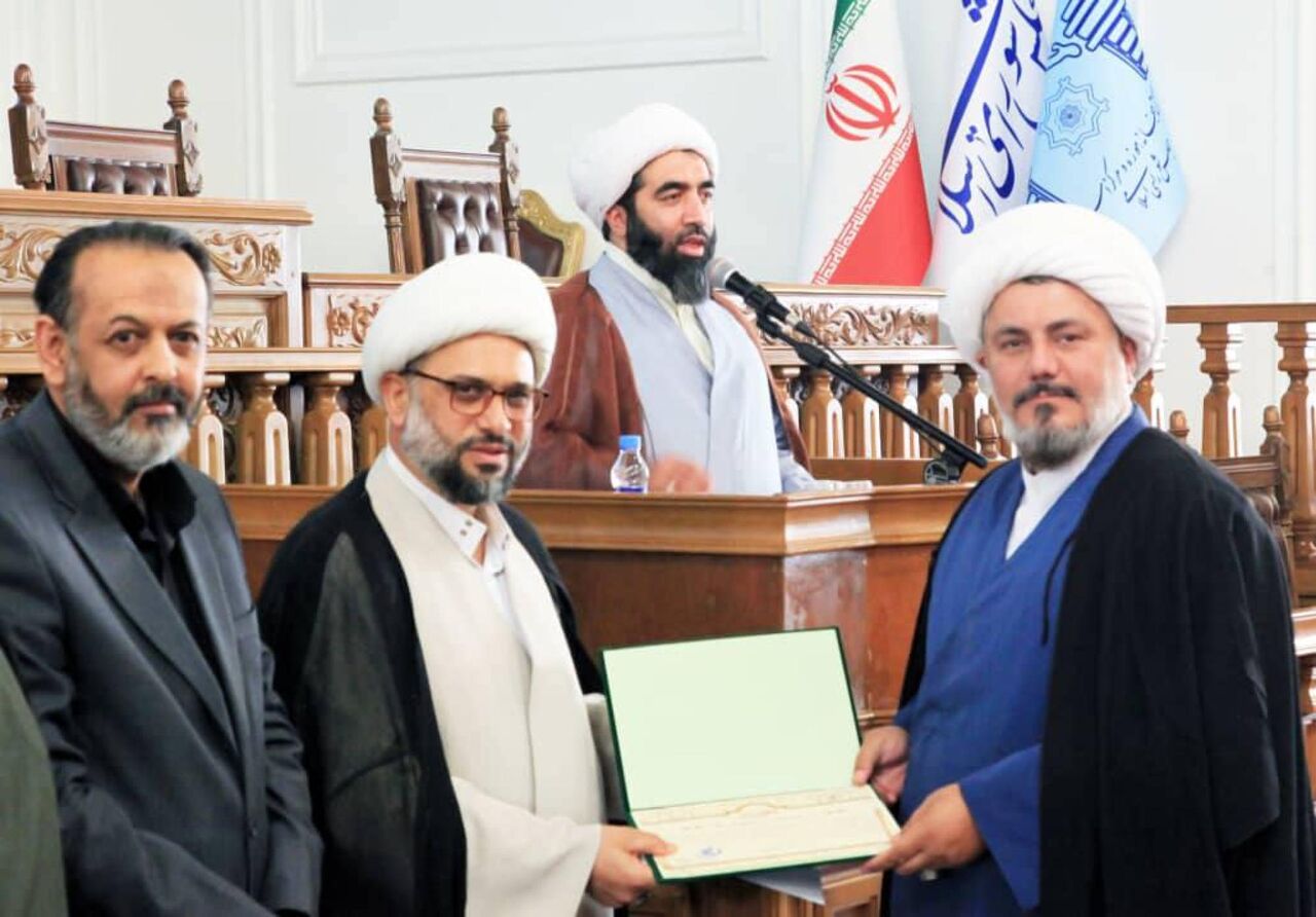 برگزاری نشست معرفی همایش بین‌المللی «میراث بصره» به همت آستان مقدس عباسی