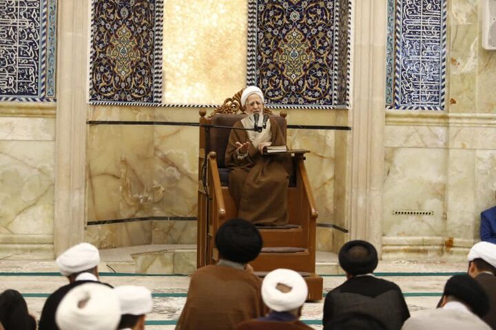 هر کس در برابر حق بایستد، جز حسرت و هلاکت نصیبش نمی‌شود