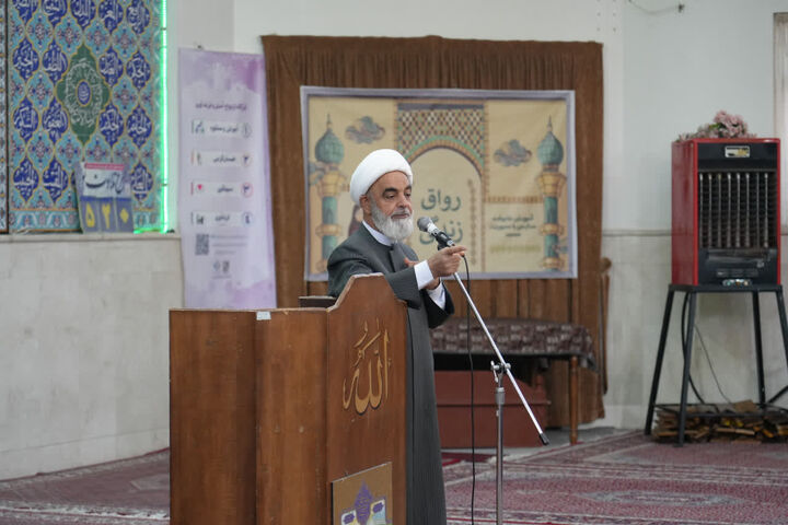 مسجد، مهمترین کانون‌ فرهنگی محله در حوزه جوانی جمعیت است