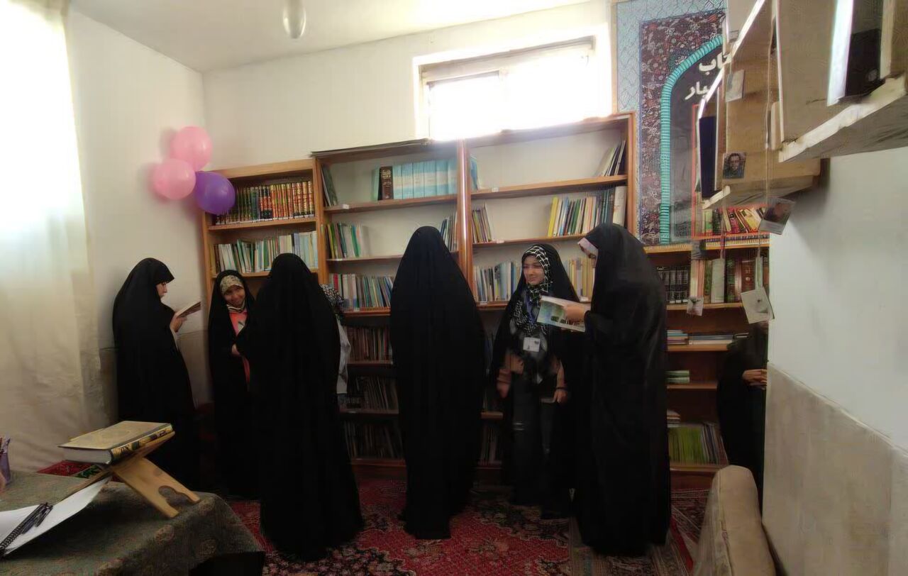 احیاء کتابخانه شهید «آرمان» در مسجد حضرت فاطمهالزهرا(س) به همت دختران کانون موعود