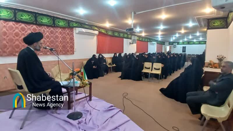 نشان صبر و اسقامت بر قلب مادران و همسران شهدا