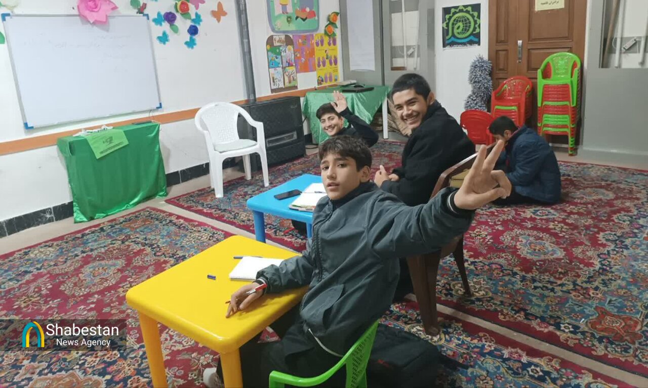 وقتی مسجد یک دانشگاه کوچک می‌شود