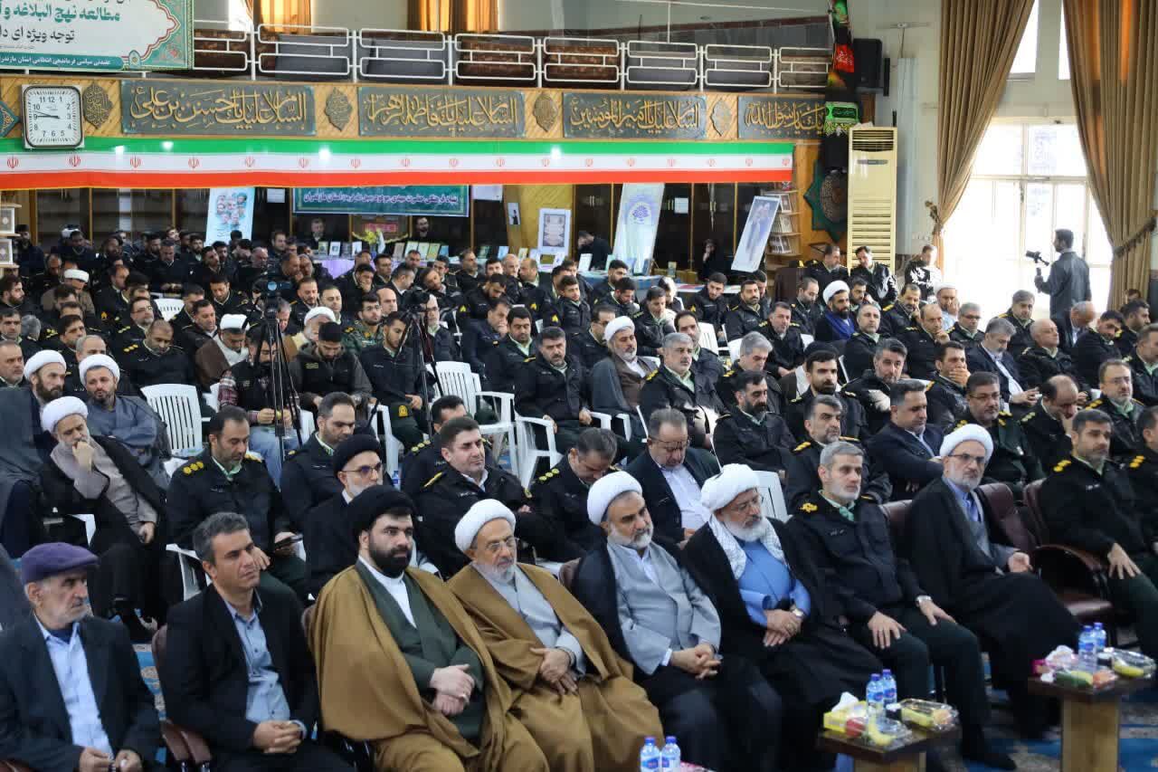 نهجالبلاغه پس از قرآن، بهترین کتاب زندگی است / نهجالبلاغه؛ کتاب وحدت تفکر اسلامی