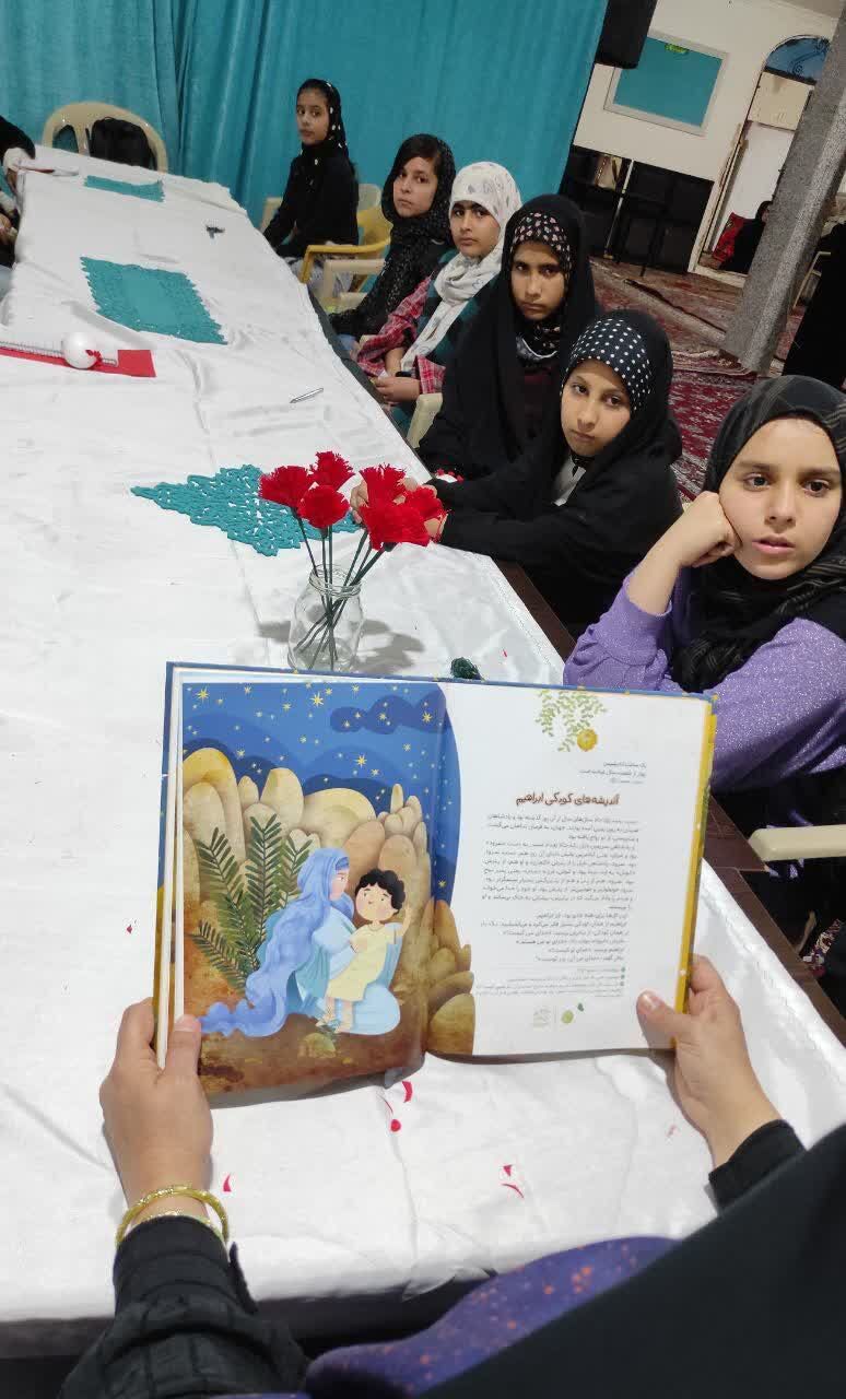 پنجشنبه خلاق دختران ارومیهای در کانون انصارالزینب(س)