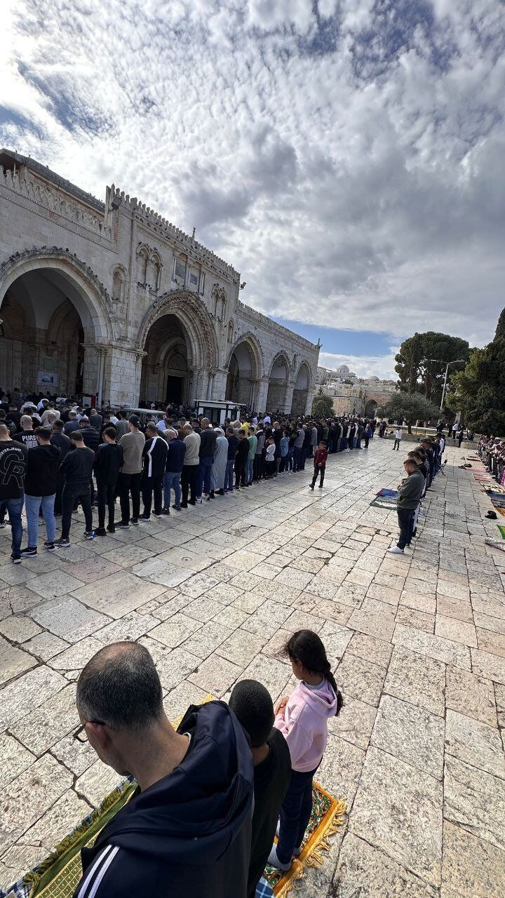 حضور ۶۰ هزار فلسطینی در نماز جمعه این هفته مسجدالاقصی