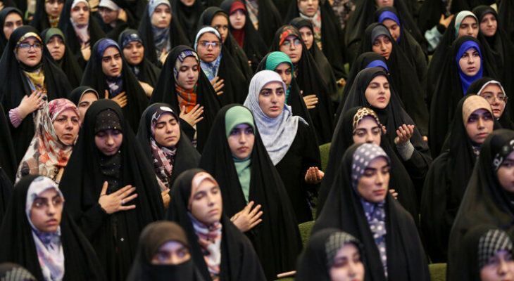 زن فاطمی؛ حلقه گمشده میان تجمل‌گرایی و فشار اقتصادی