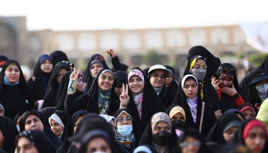 زن فاطمی؛ حلقه گمشده میان تجملگرایی و فشار اقتصادی