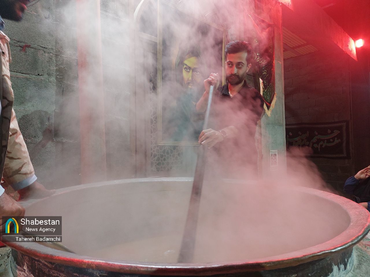 جلوه‌هایی از ارادت و میدان‌داری جوانان ابالفضلی کرمان برای بزرگداشت «مادر مردها»