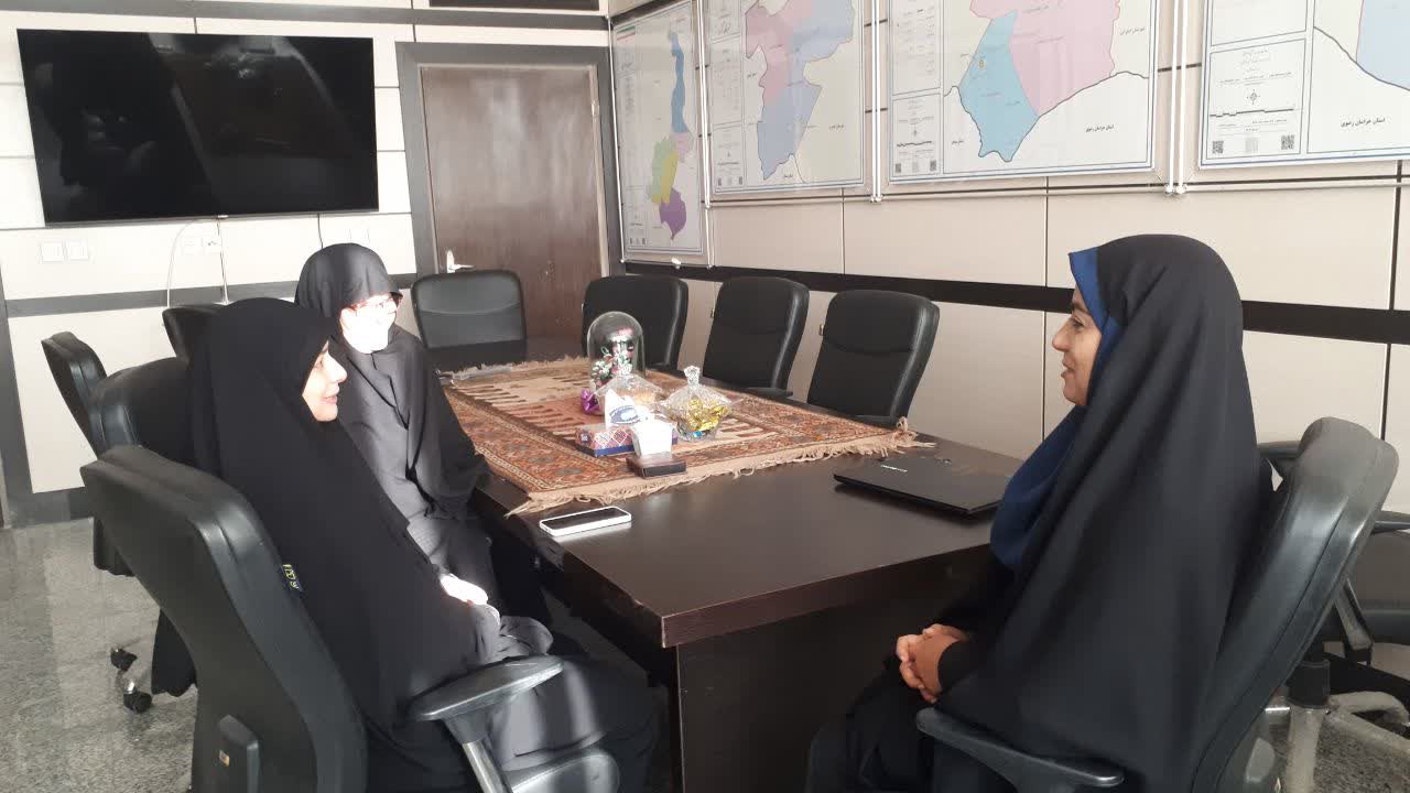 دیدار مسئول امور بانوان ستاد عتبات عالیات کشور با مدیرکل امور زنان استانداری خراسان شمالی