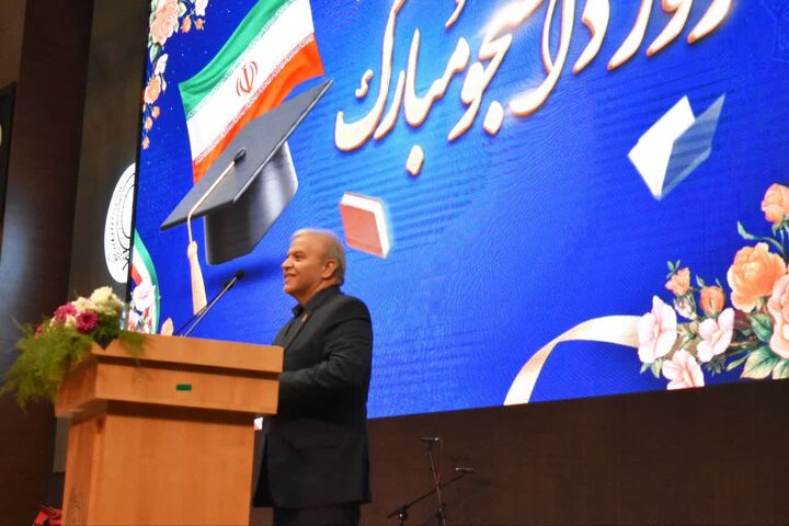 ۱۶ آذر؛ نماد آزادیخواهی و استکبارستیزی دانشجویان است