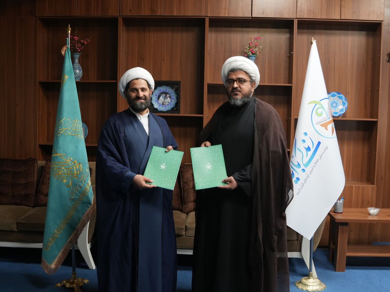 مسجد مقدس جمکران و سازمان دارالقرآن الکریم تفاهم‌نامه بزرگ قرآنی امضا کردند