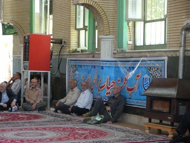 کلاس تازه‌ای در مسجد؛ درسِ آب