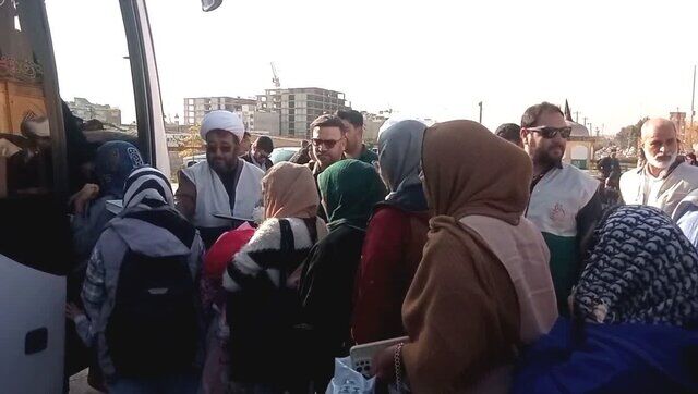 دل‌های چشم‌انتظار در مسیر خورشید هشتم؛ اعزام خانواده‌های کم‌برخوردار فارس به مشهد