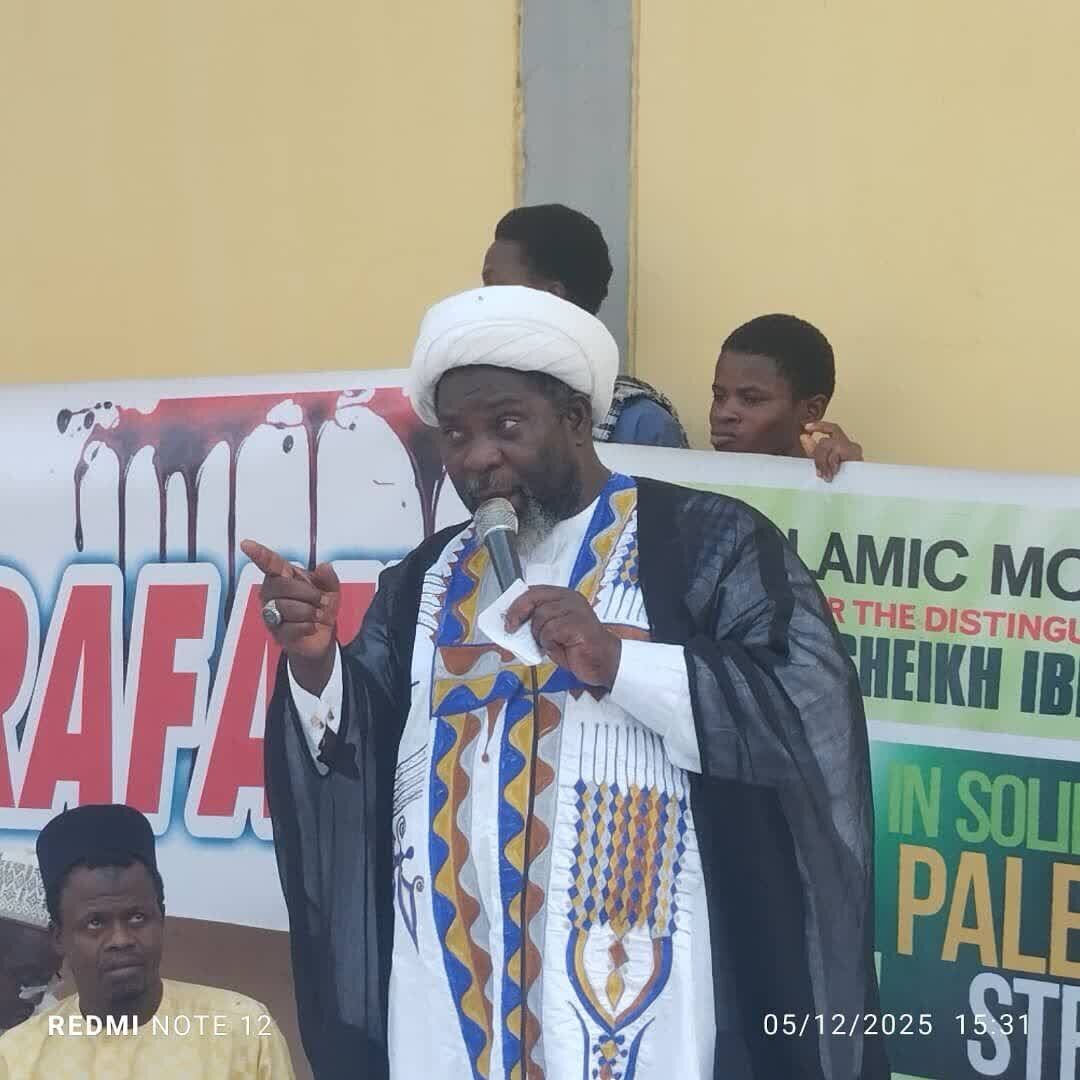 نخستین گام اصلاح جامعه، برائت از ستم و ستمگران است