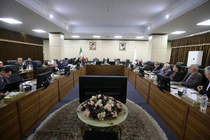 آغاز بررسی لایحه دوفوریتی «الزامات و احکام مورد نیاز قوانین بودجه سنواتی»