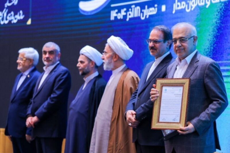 استانداری هرمزگان در جشنواره ملی شفافیت و مبارزه با فساد رتبه برتر کشوری کسب کرد