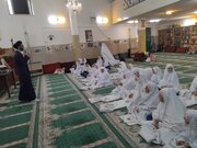 نماز دختران فاطمی در مسجد زاغرم تفرش؛ تجلی پیوند مسجد و مدرسه