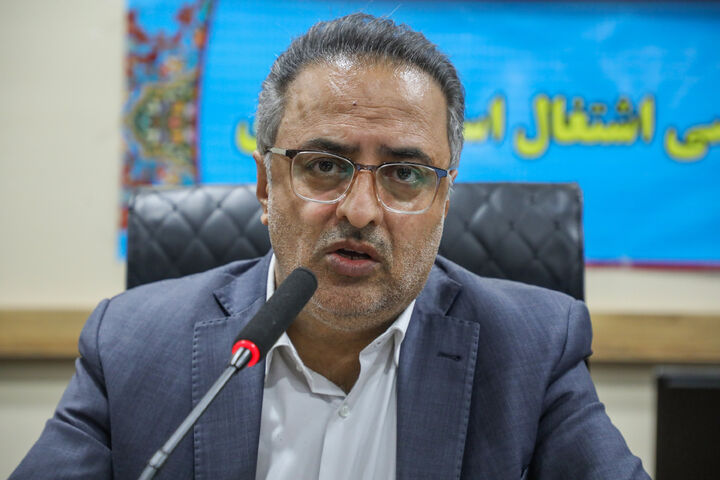 تأکید مدیرکل تعاون، کار و رفاه اجتماعی استان مرکزی بر شفاف‌سازی وضعیت تسهیلات اشتغال‌زایی در شهرستان اراک